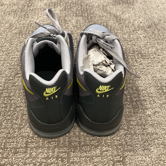 Nike Air Max Invigor Print/Air Print/Gray/749688-004 9.5M New - Picture 3 of 4